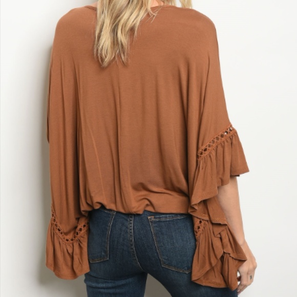 🆕🍁 Brown Flutter Sleeve Top - Picture 2 of 2